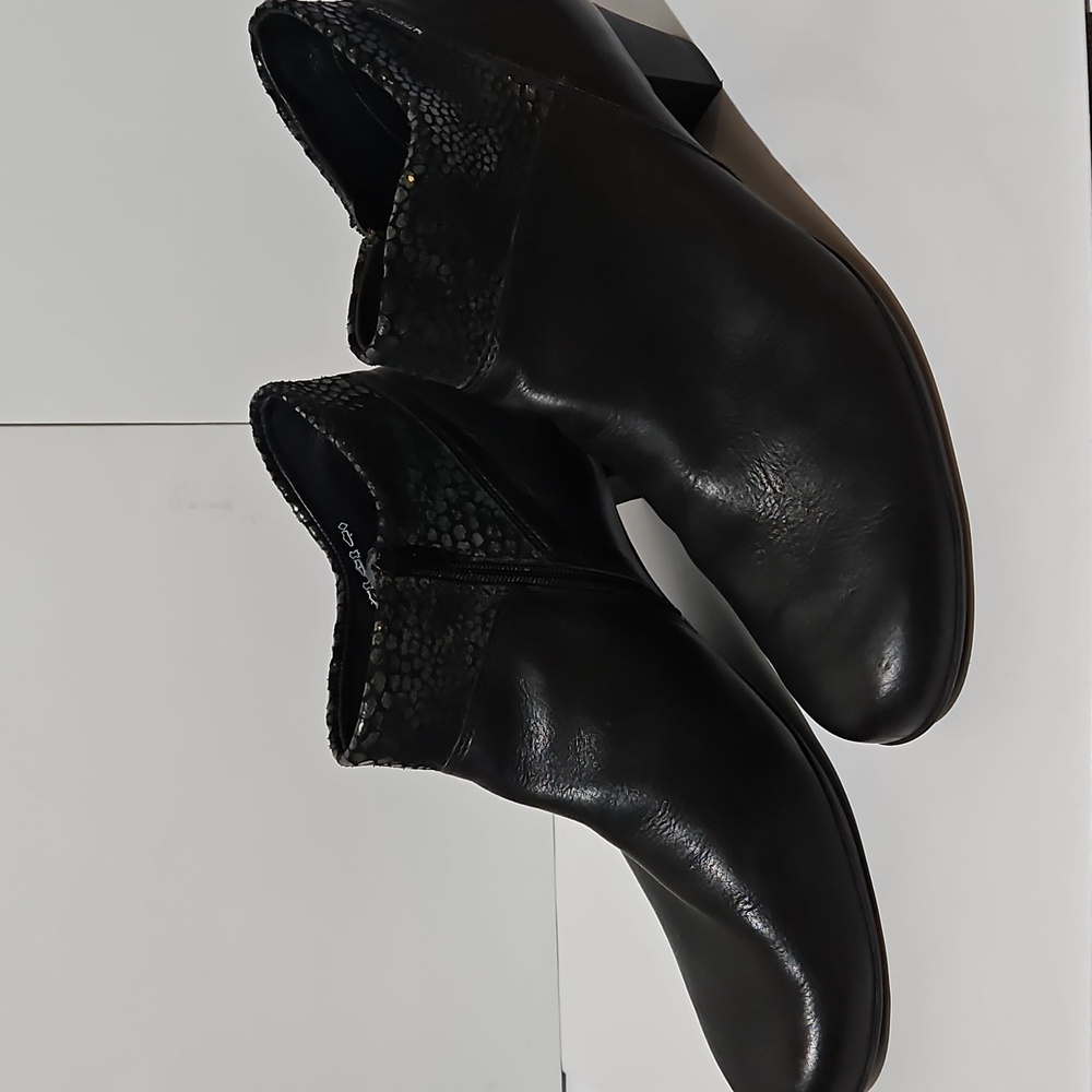 Black Mephisto Boots 11 Michaela
